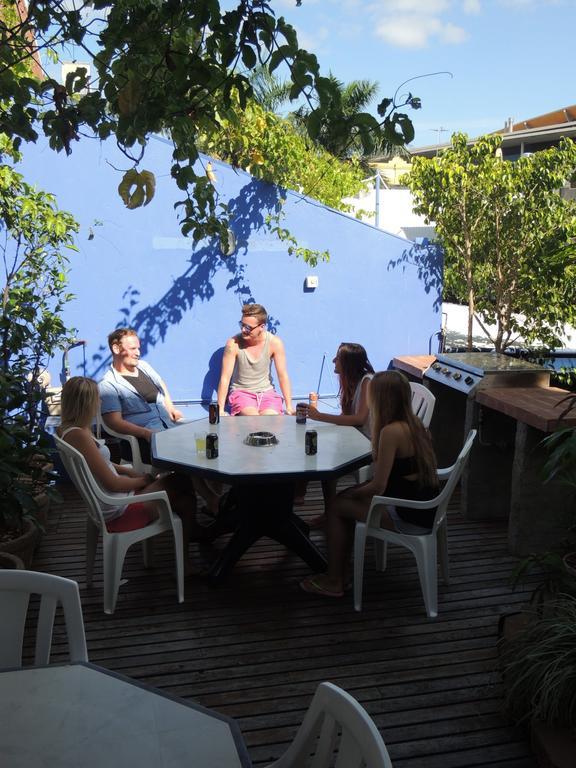 Reef Lodge Backpackers Townsville Exterior foto